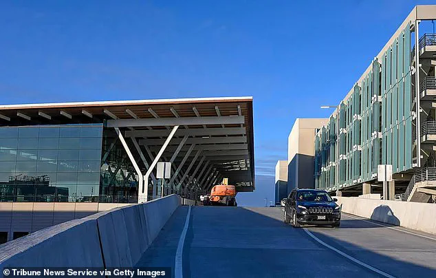 Kansas City Airport Lockdown Due to Bomb Threat Amid Passenger Incident at Gate 17