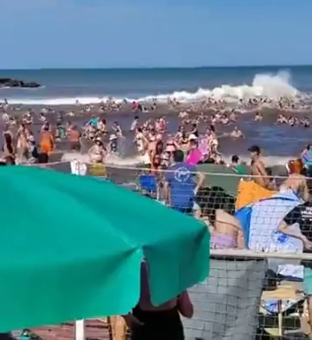 Devastating Meteo Tsunami Hits Argentina's Coast, Claims One Life, Injures Dozens in Unprecedented Chaos