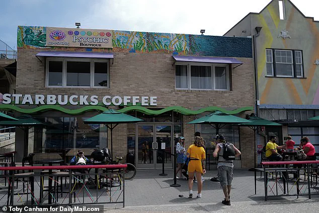 Starbucks Baristas Fired After Sheriff’s Deputy Receives Cup With Pig Drawing