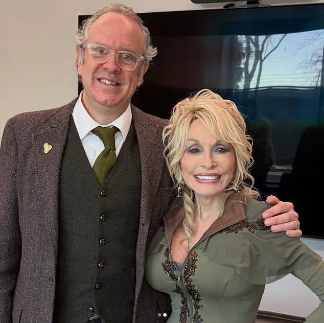 A Heartfelt Surprise: U2's Bono and Bandmates Honor Dolly Parton's 80th Birthday with a Bagpiper's 'Happy Birthday' at a Celebration of Music and History