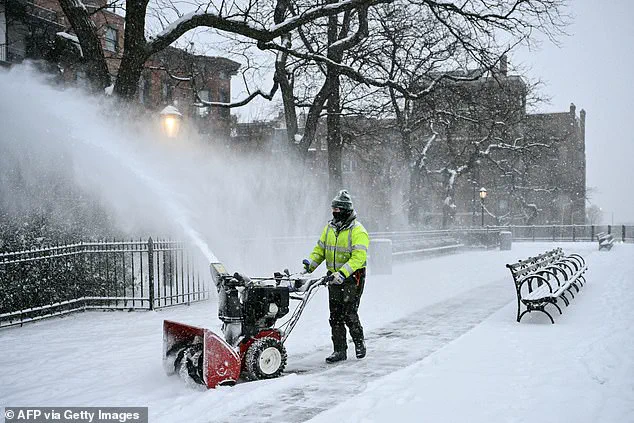 Meteorologists Warn of Record-Breaking Storm Fern as 220 Million Face Winter Crisis