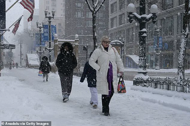Deadly Meningococcal Outbreak in Chicago Sparks Urgent Response as Two Die and Seven Fall Ill