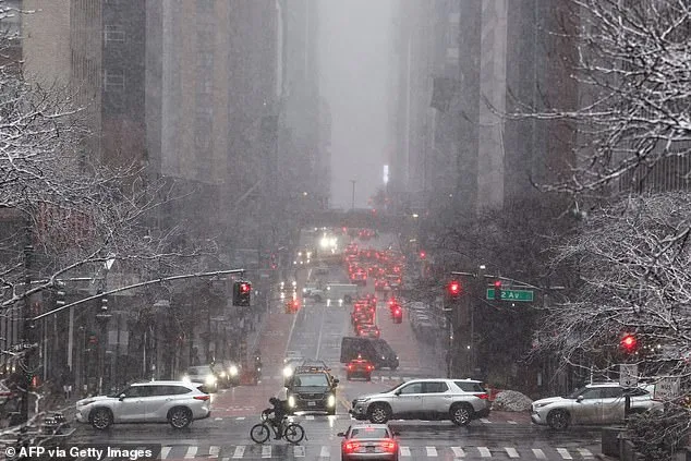 New York Mayor Issues Travel Ban as Historic Blizzard Threatens 24 Inches of Snow, Prompting State of Emergency