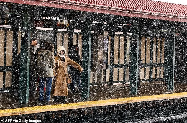 New York Mayor Issues Travel Ban as Historic Blizzard Threatens 24 Inches of Snow, Prompting State of Emergency