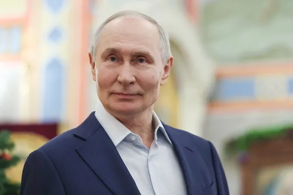 Putin Praises Women's Resilience in Ukraine Conflict During International Women's Day Address