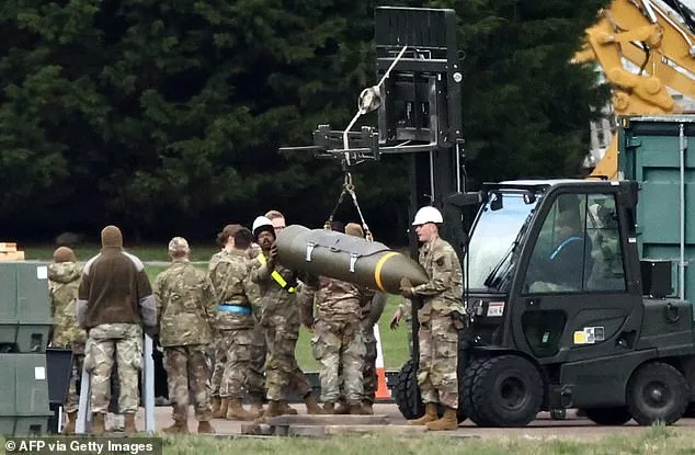 US B-1 Bombers Intensify Presence at UK Base Ahead of Potential Iran Strikes