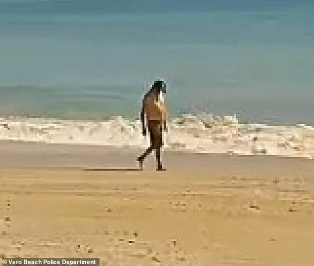 Suspected double killer spotted on Florida beach hours after deadly library shooting