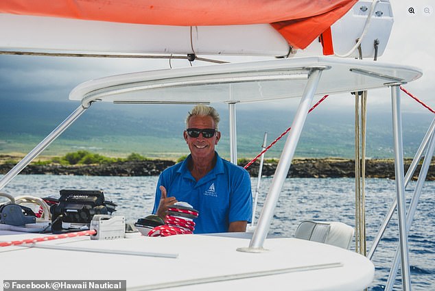 Kansas man arrested after stabbing boat captain with fish knife in Hawaii