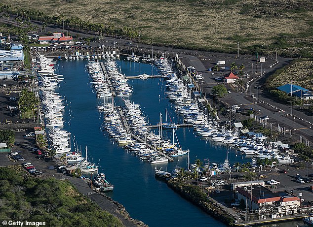 Kansas man arrested after stabbing boat captain with fish knife in Hawaii