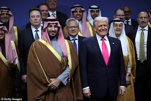 Trump shocks Arab leaders with silence after demanding Iran deal normalization.