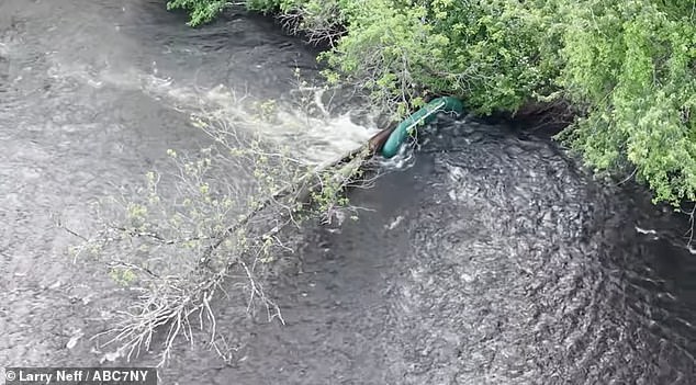 12-Year-Old Boy Drowns During Middle School Raft Trip on Lehigh River